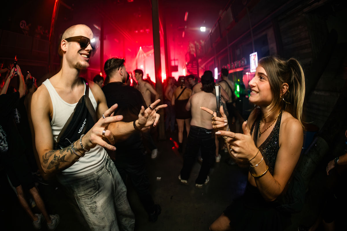 Loading... just a sec